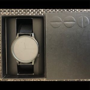 Komono  Winston Royale / Quartz Black Watch